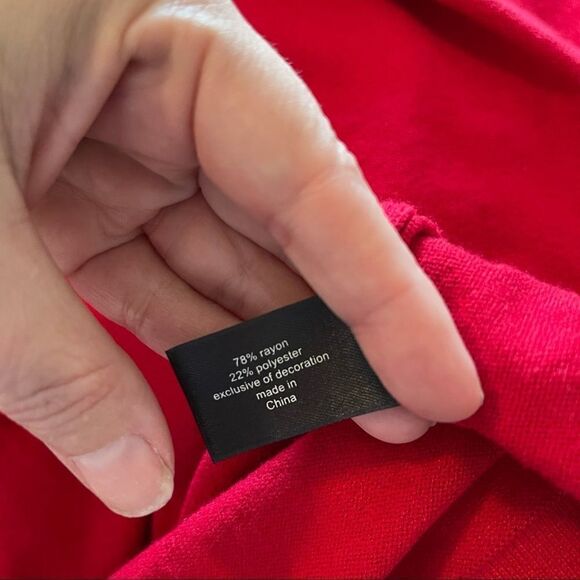 Lane Bryant Red Sweater Pullover with black lace cuff 26/28 - Picture 4 of 5